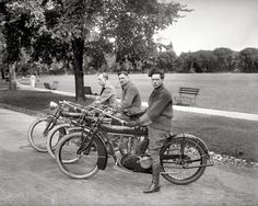 Three Indians: 1915 | Shorpy Historic Photo Archive #motorcycles