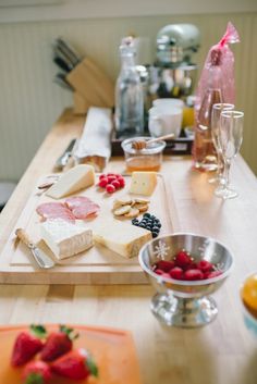 sterlingstylelove:(via Entertaining With :: Taylor Sterling, Glitter Guide | Camille Styles) #photography #food