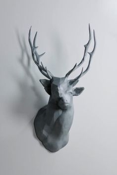 Polygon Double Deer #inspiration #abstract #creative #design #unique #sculptures #cool