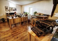 Graphic-ExchanGE - a selection of graphic projects #interior #office #design #wood #studio #typewriter