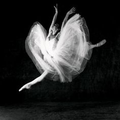 The Confusion Of The Circle #munoz #photography #ballet #isabel