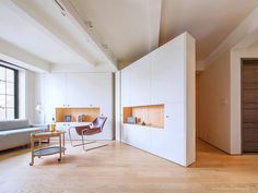Pivot Apartment – a Responsive Interior Space for Urban Living