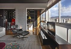 Retro style revived Santo Agostinho apartment renovated by architect Gislene Lopez - www.homeworlddesign.com (19) #retrostyle #brazil #home