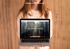 Blonde woman presenting laptop Free Psd. See more inspiration related to Mockup, Technology, Computer, Woman, Girl, Home, Laptop, Presentation, Notebook, Mock up, Modern, Lady, Wooden, Display, Screen, Female, Up, Computer screen, Mock, Blonde, Presenting and Femininity on Freepik.