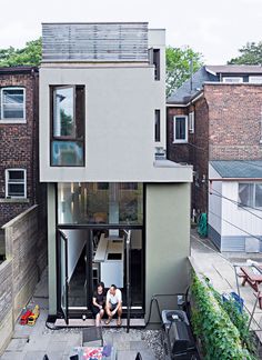Narrow Modernist Three-Story Home in Toronto