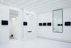 Muriel Grateau Gallery, Paris store design #abstract #white #design #colours #store