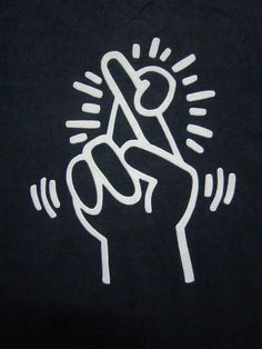 minimalillusion:Haring #crossed #white #design #graphic #black #fingers #and #hand