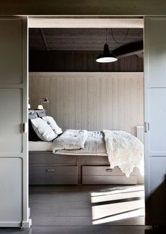 cosy quarters/ sfgirlbybay #interior #design #decor #bedroom #deco #decoration