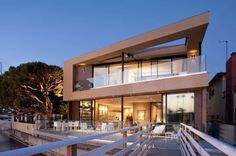 A House Near Water by SBCH Architects #inspiration #architecture #modern
