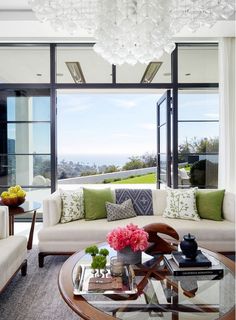 Pacific Palisades Residence in Los Angeles
