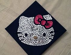 Awesome Graduation Cap Decoration Ideas #decor #school #student #graduate