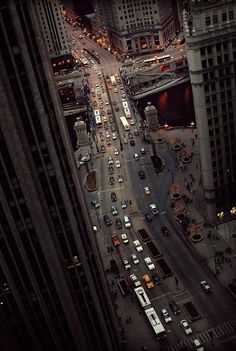 CJWHO ™ (Chicago Tales by Jürgen Bürgin) #streets #chicago #design #landscape #skyscraper #photography #architecture #illinois #usa #view