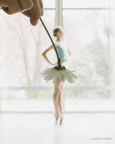 Breathtaking Portraits of Ballet Dancers by Lindsay Thomas