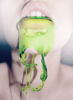 tumblr_lkahjkYmxQ1qjsko9o1_500.jpg (500×681) #lips #water #green