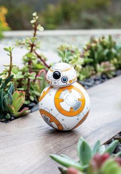 Miniature Star Wars BB-8 Droid #starWars #robot