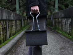 PeterBristol ClipBag outdoorsSide.jpg #fashion #bag