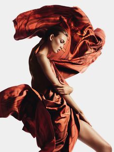 Karlie Kloss by David Sims for Harper's Bazaar Spain #fashion #model #photography #girl