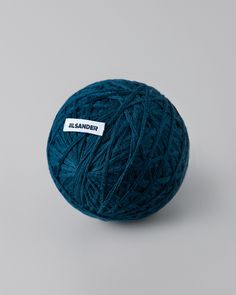 lernert & sander transform high end knitted garments into balls of yarn #undone