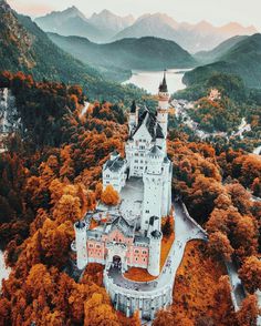 Neuschwanstein Castle by Jacob Riglin