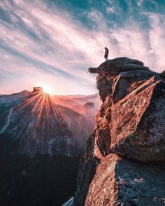 Standing in Awe on Glacier Point – Yosemite National Park