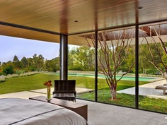 Marmol Radziner Designs an Elegant and Stylish Home in Beverly Hills 8