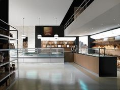 Best bar arredamento cucine pub gelaterie images on designspiration Arredamento locali commerciali