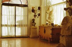 http://modus--vivendi.com/ #sculpture #spain #35mm #lifestyle #seville #design #interiors #travel #journal #vivendi #photography #architecture #modus