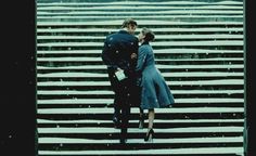 http://off-the-wall-b.tumblr.com/tagged/lady #steps #snow #gif #love