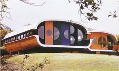 WANKEN - The Blog of Shelby White » The Architecture of Mid-Century Modern #house #architecture #shaped #mid #century #odd