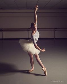 Marvelous Portraits of Ballerinas by Lindsay Thomas