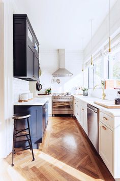 dreamy brass kitchen fixtures / sfgirlbybay #interior #design #decor #kitchen #deco #decoration