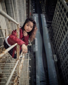 Rooftop Views of Chicago: Fabulous Portrait Photography by Mike Kremel