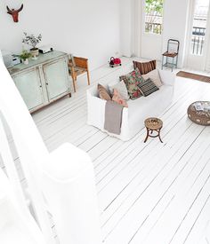 amsterdam home with white floors #interior #design #decor #deco #decoration