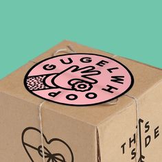 Logo and packaging made for a shop selling mini bundt cakes (Gugelhopf) #gugelwhoop