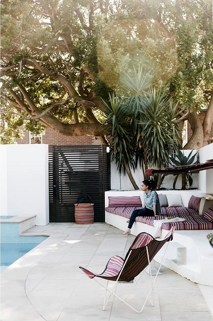 Inside Outside House – Private Retreat With a Louvered Facade