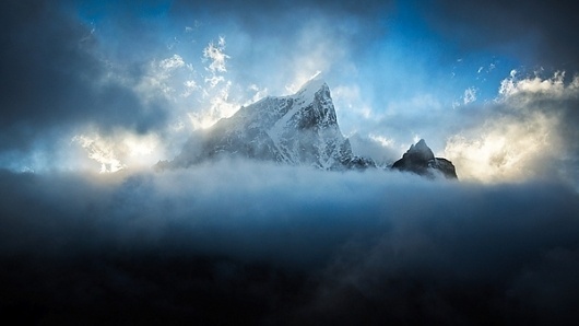 c09fbf8cbe18e2ebb27bfb89a3922011.jpg 599×337 pixel #mountain #photography #sky