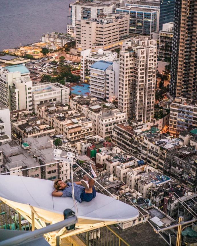 #discoverhongkong: Creative Rooftop Photography by Shmolech Wong