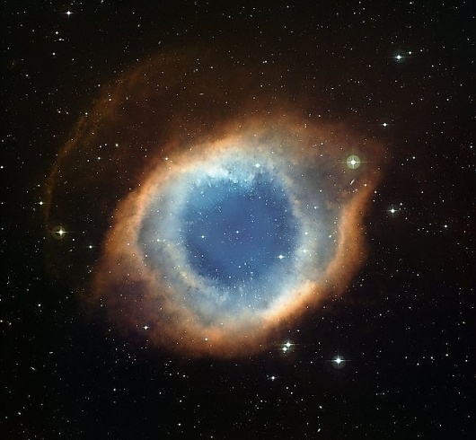 File:ESO-Helix-WFI-phot-07a-09.jpg - Wikipedia, the free encyclopedia #nebula #years #700 #eye #helix #light