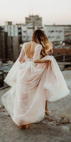These brilliant Predrag Djuknic wedding dresses are perfect for the modern bride. Check out our selection!