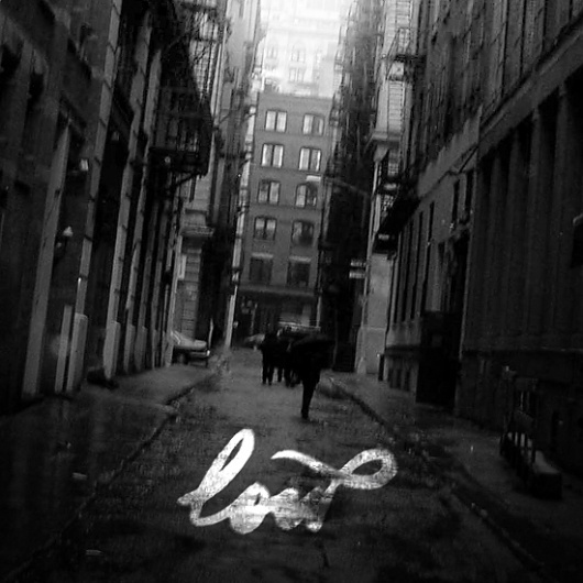 l o w - Designers.MX #city #album #blur #script