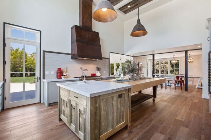 Modern Farmhouse