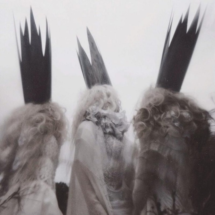 Gorgeously Mysterious, Melancholic and Fine Art Portrait Photography by Nona Limmen