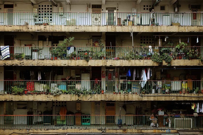 The Nanjichang Community: Stunning Urban Photography by Xian-Rong Lin