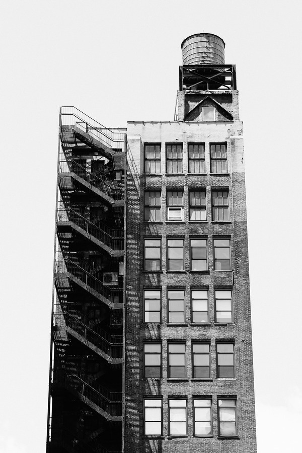 Isolated building #white #isolated #black #photography #building #and #york #bw #new