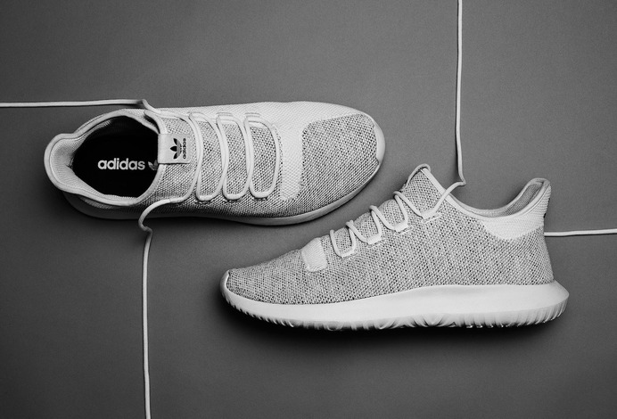 Here's a great lesson on how to select the best color for your product background. And if you need to change up your background, we're here. 🎨 Color us ready to edit!
#HowTo #ProductPhotography #EcommerceSelling #ColorChange #BackgroundEdit