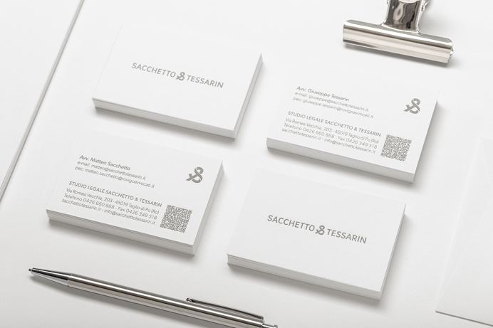 Complete Project on Behance: https://www.behance.net/gallery/41489363/Sacchetto-Tessarin-Law-Firm-Branding Sacchetto & Tessarin is a law fi #branding #businesscards #letterpress #monogram #firm #stationery #letterhead #law #lawyer