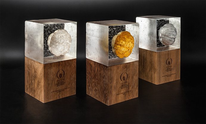 World chocolate masters trophy best win winner award design inspiration designblog gold golden silver crafted handcrafted wood wooden beaut
