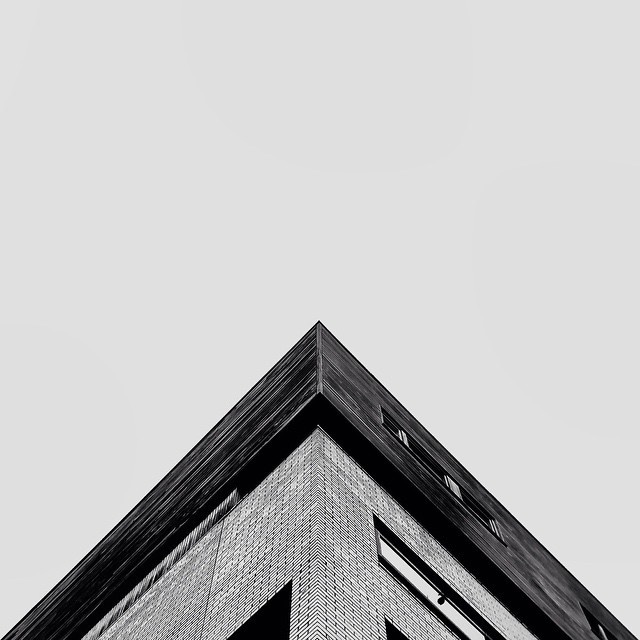Follow @geometryclub on Instagram. #geometry #photography #architecture #minimal #instagram #symmetry