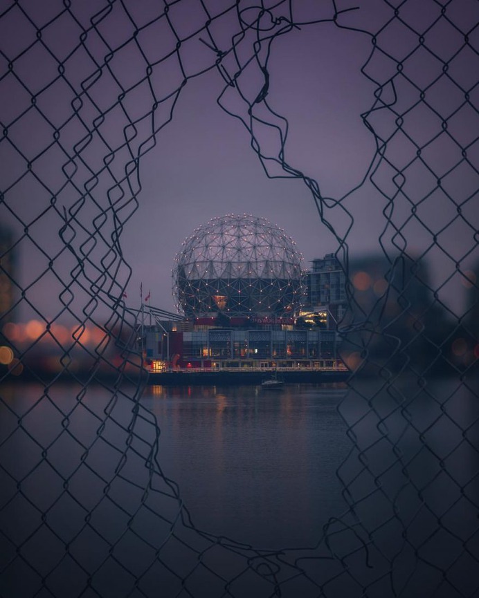 Vibrant and Moody Urban Photos in Vancouver by Mado El Khouly