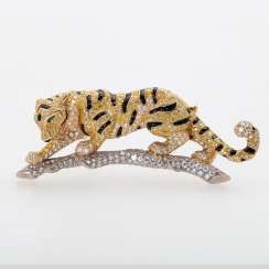CARTIER beautiful Tiger brooch